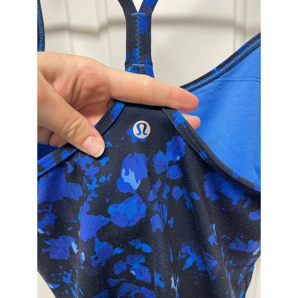 Lululemon Power Y Tank  blue floral print size 6 activewear preppy - Picture 6 of 7